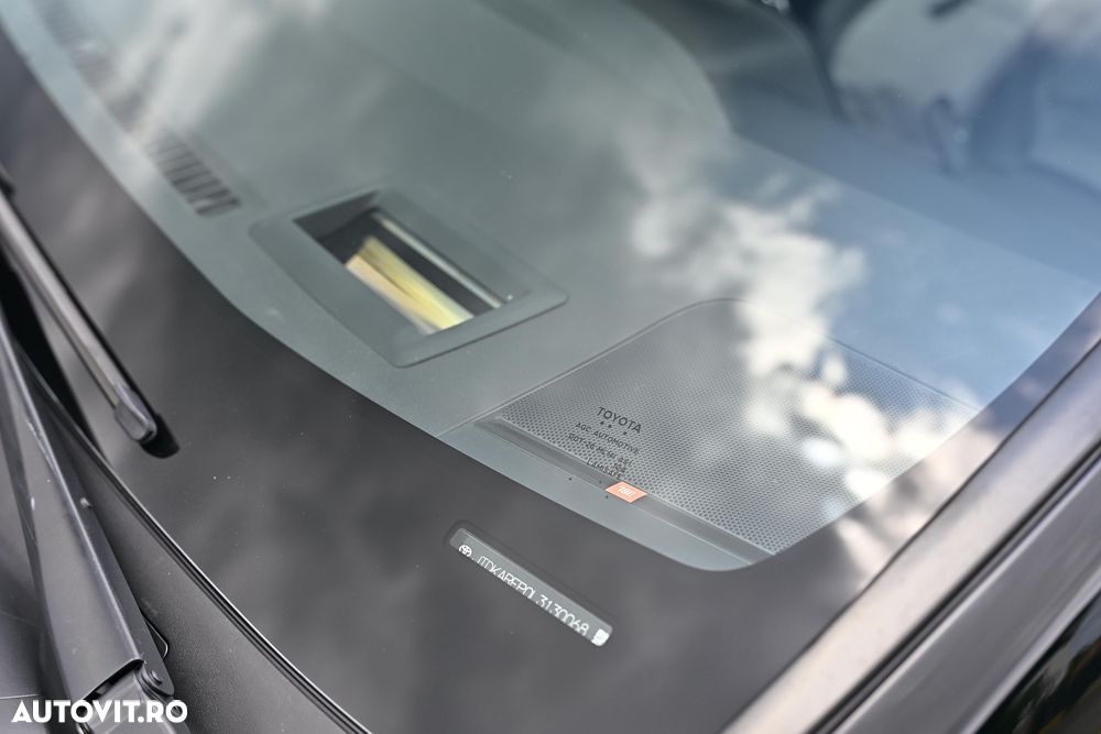 TOYOTA Prius 2020 — imagine 7