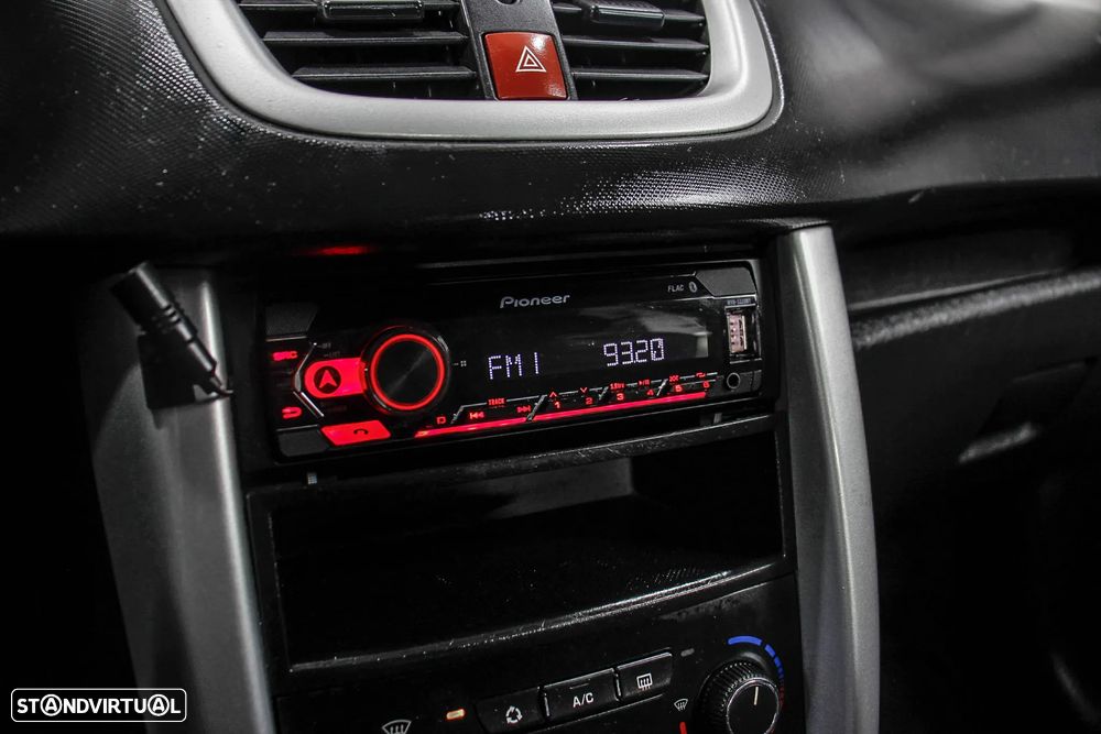 Peugeot 207 1.4 HDi Trendy - 33