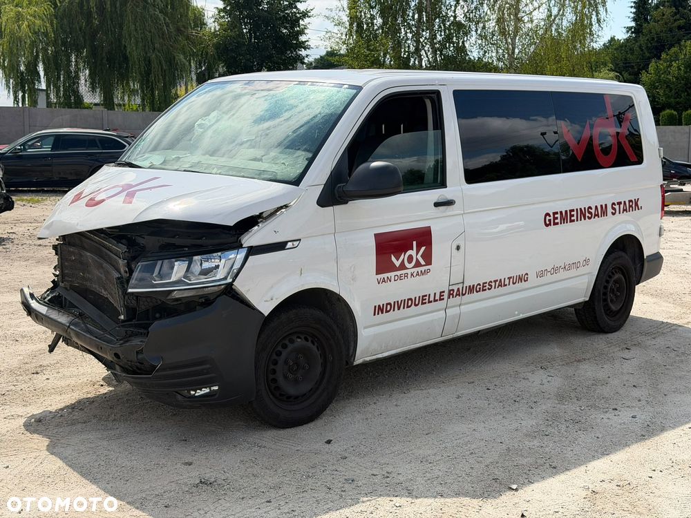 Volkswagen Transporter - 1