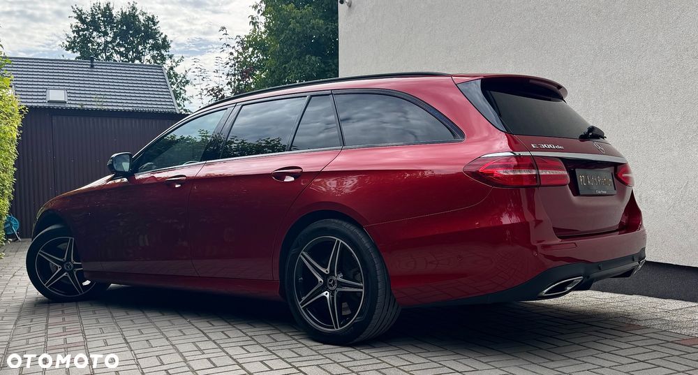 Mercedes-Benz Klasa E 300 de 9G-TRONIC AMG Line - 6