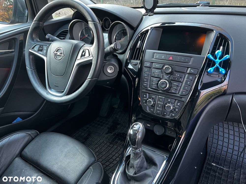 Opel Astra 1.6 CDTI Cosmo - 20