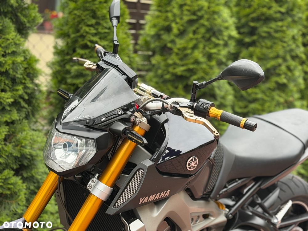 Yamaha MT - 18