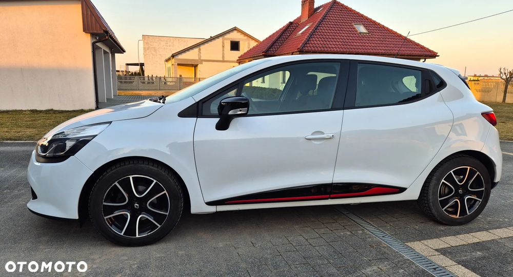 Renault Clio 1.2 16V Limited EU6 - 6