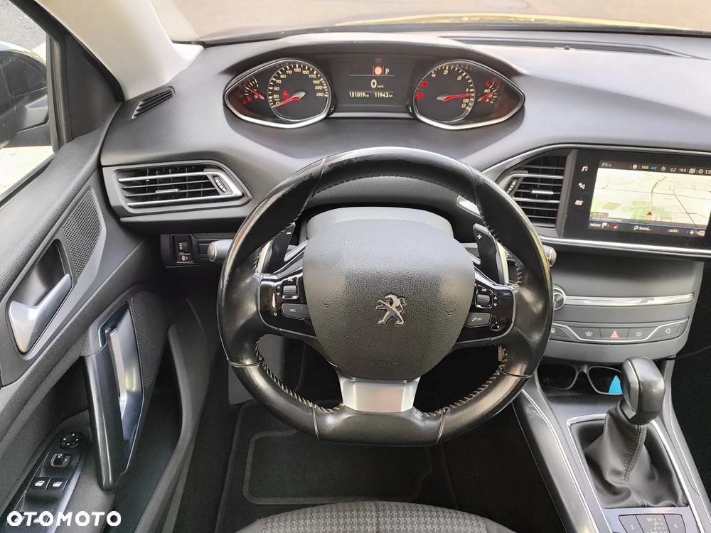 Peugeot 308 BlueHDi 130 EAT6 Stop & Start Active - 11