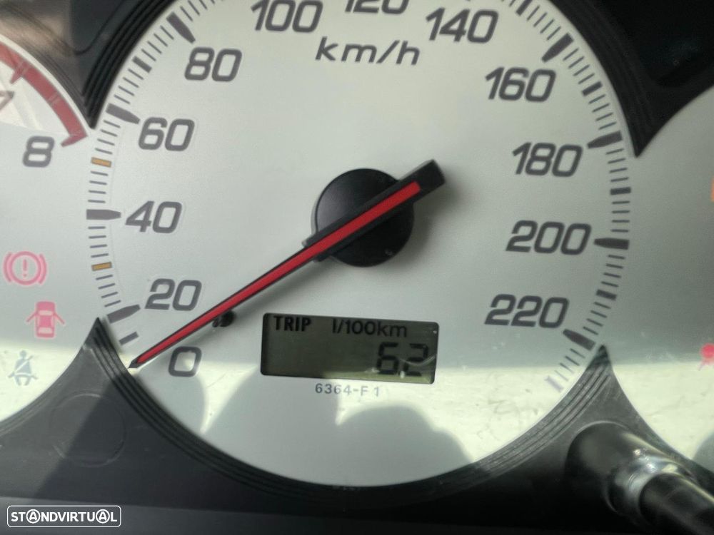 Honda Civic 1.4 Sport - 8