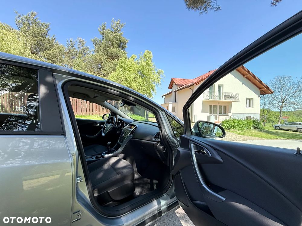 Opel Astra 1.4 Turbo - 22