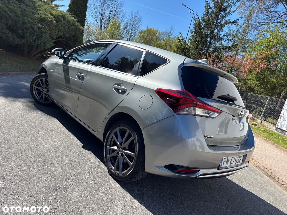 Toyota Auris 1.2 Turbo Executive - 6