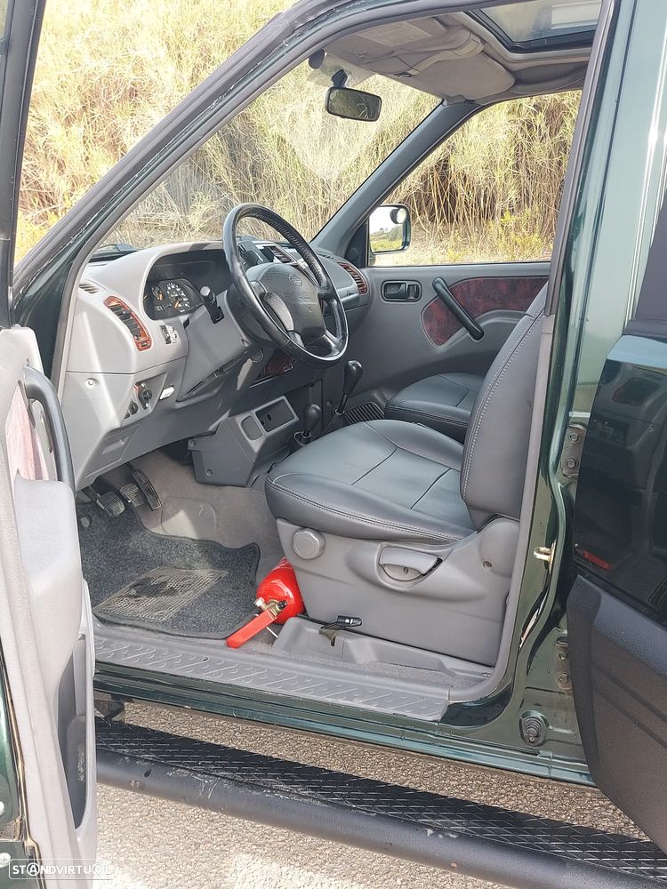Nissan Terrano - 4