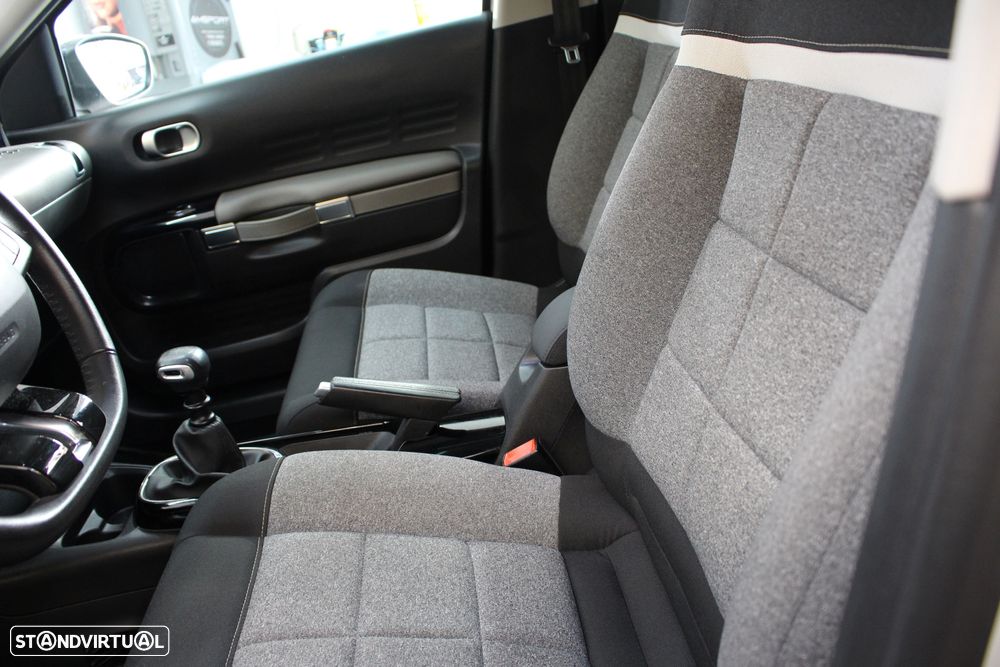 Citroën C4 Cactus 1.2 PureTech Shine - 39