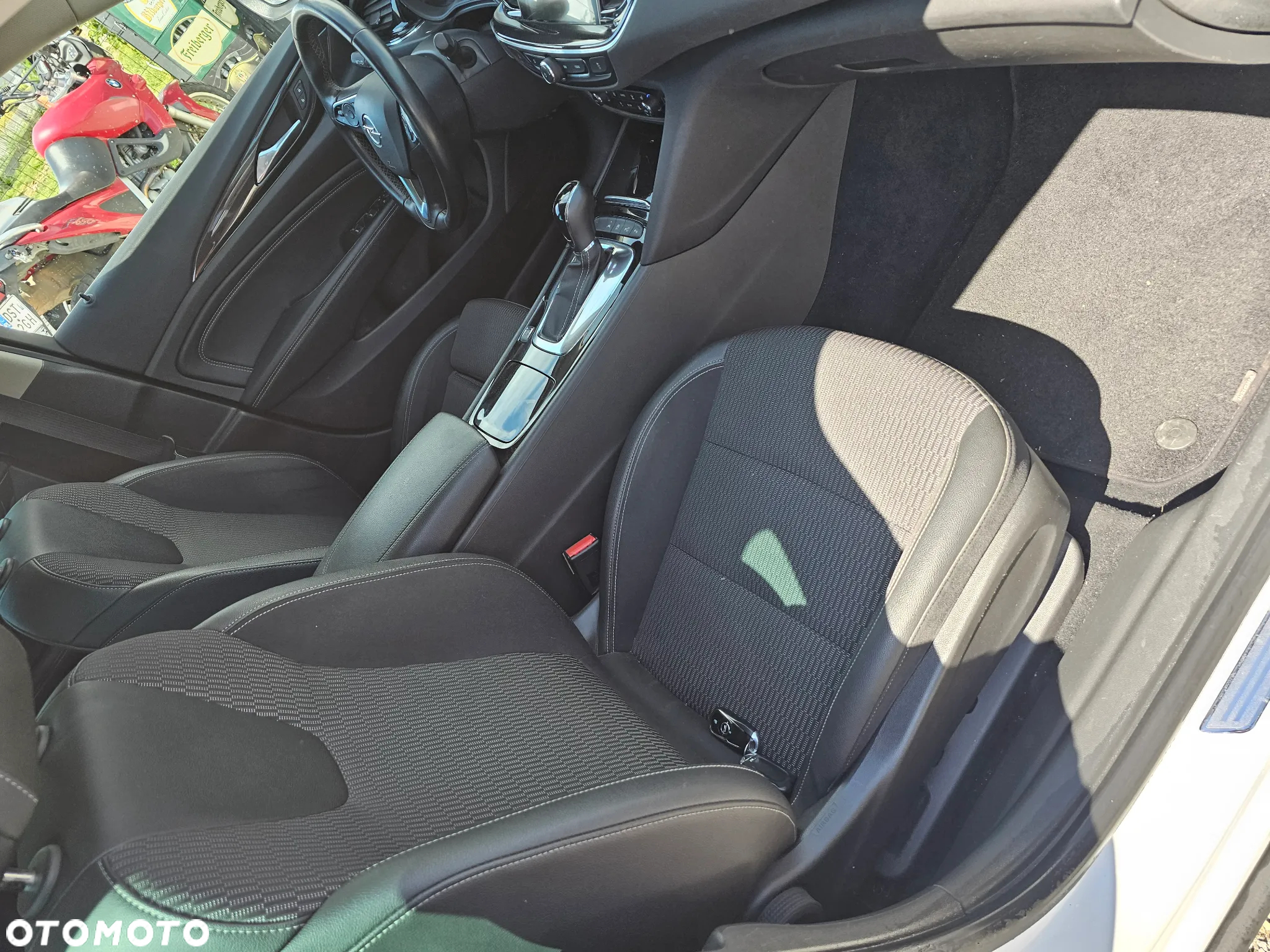 Opel Insignia 2.0 CDTI automatik Business Innovation - 23