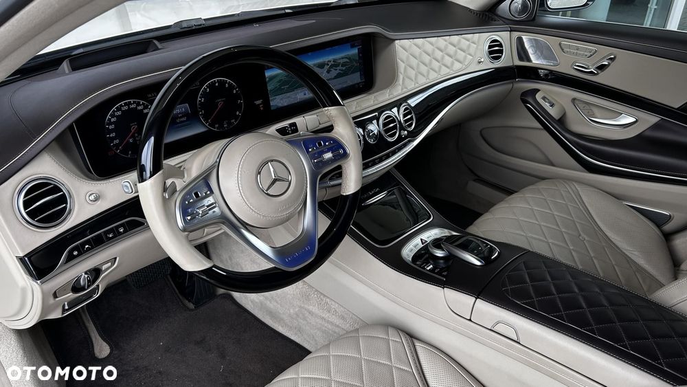 Mercedes-Benz Klasa S 560 4-Matic L 9G-TRONIC - 11