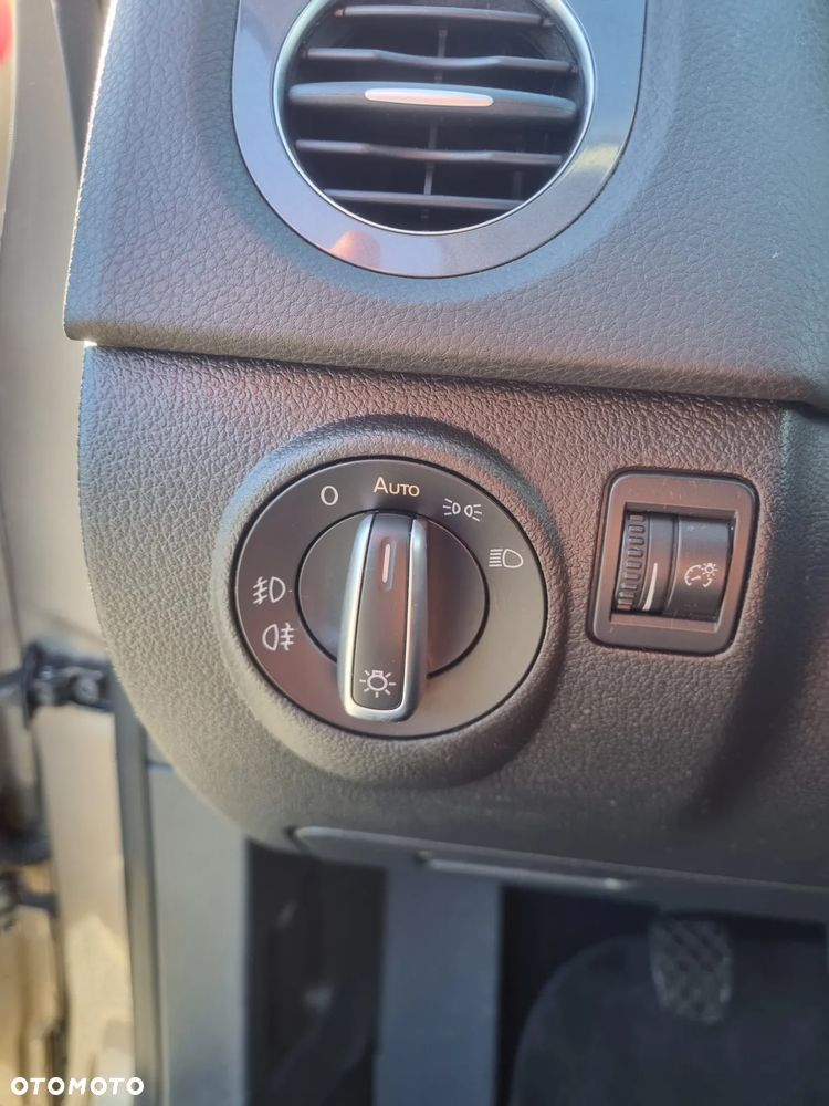 Volkswagen Tiguan 1.4 TSI Sport&Style - 22