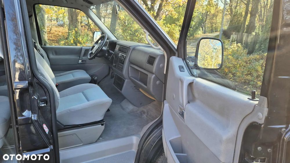 Volkswagen Multivan TDI - 7