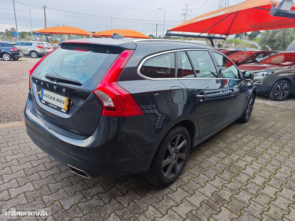 Volvo V60 2.0 D4 Summum Geartronic - 6