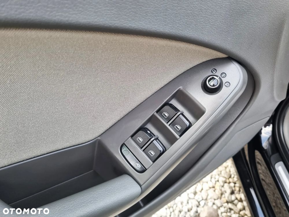 Audi A4 Avant 2.0 TDI - 20