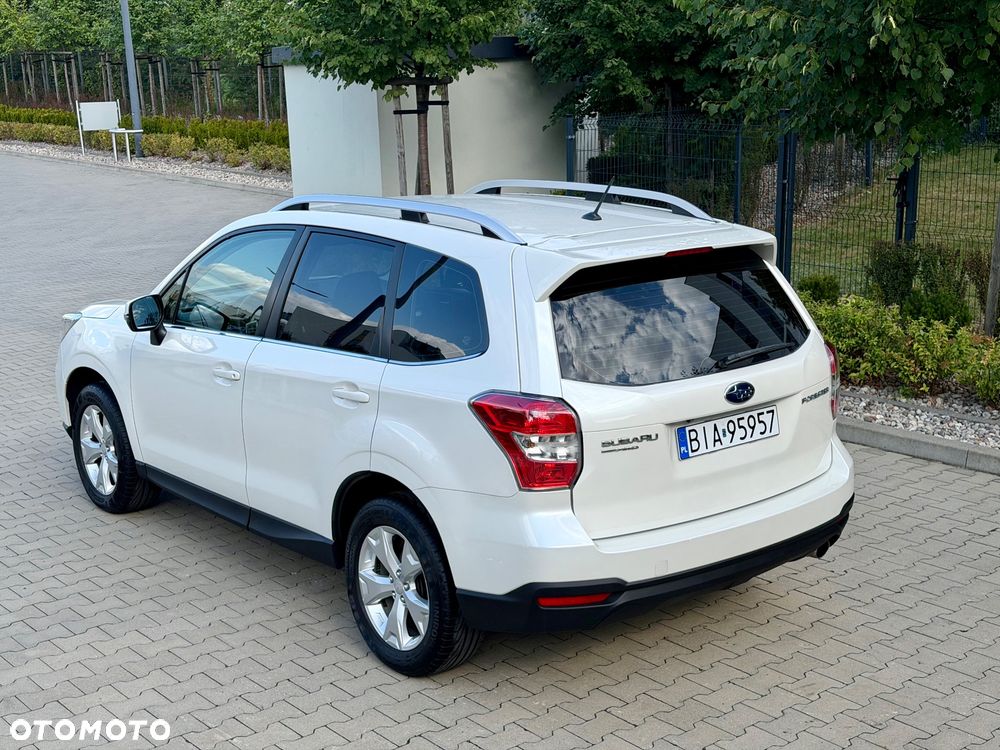 Subaru Forester 2.0i Platinum Lineartronic EU6 - 4