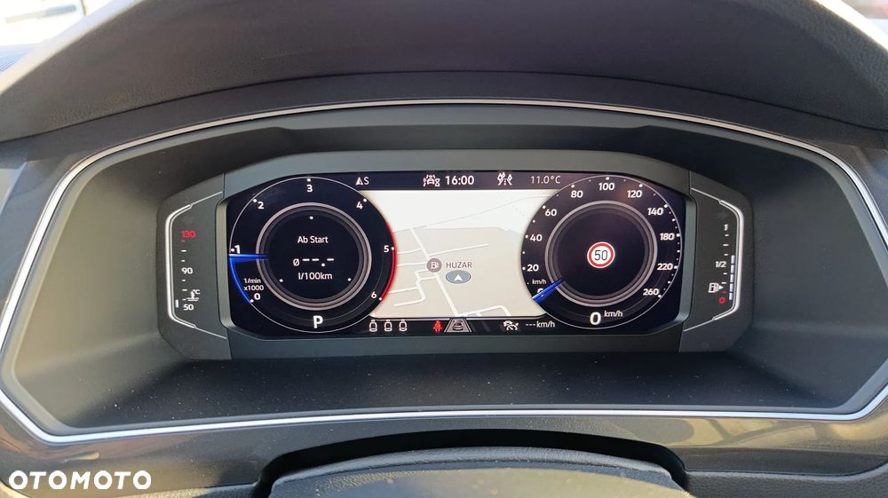 Volkswagen Tiguan - 30