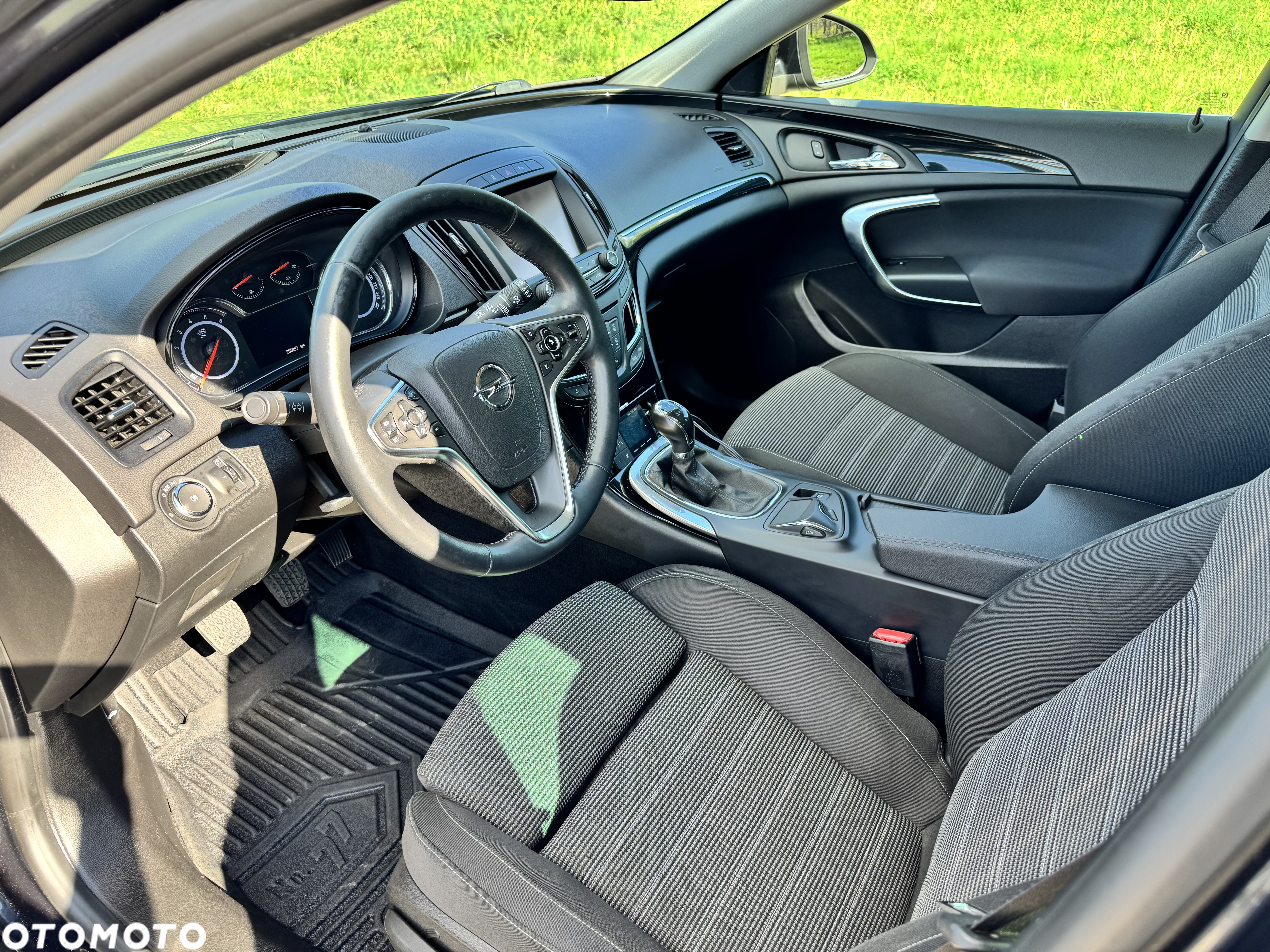 Opel Insignia 2.0 CDTI Cosmo ecoFLEX S&S - 24