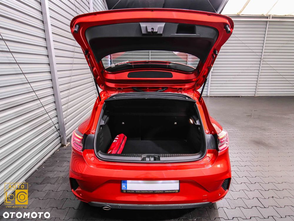 Renault Clio 1.0 TCe Intens Xtronic - 12