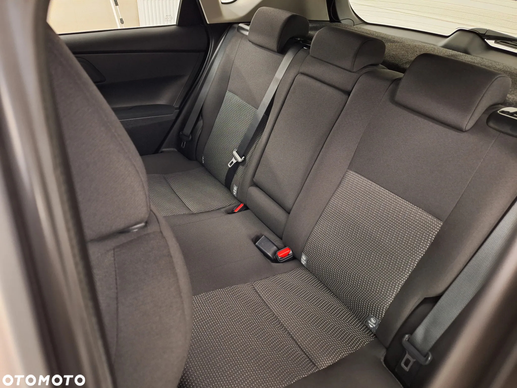 Toyota Auris 1.6 Valvematic Comfort - 22
