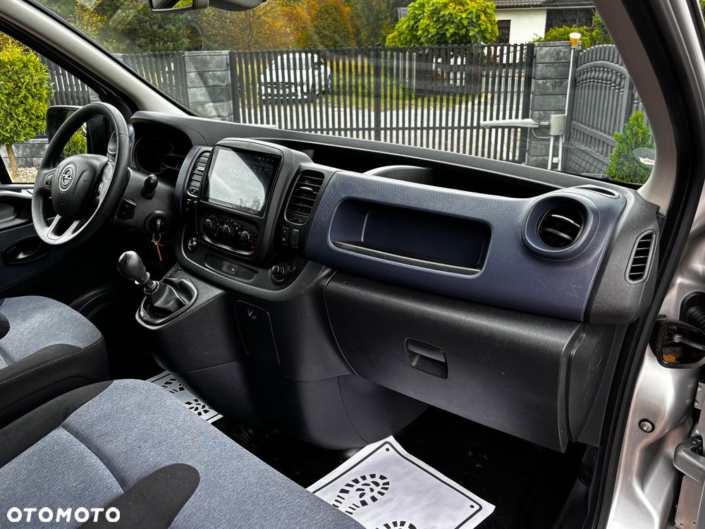 Opel Vivaro - 26