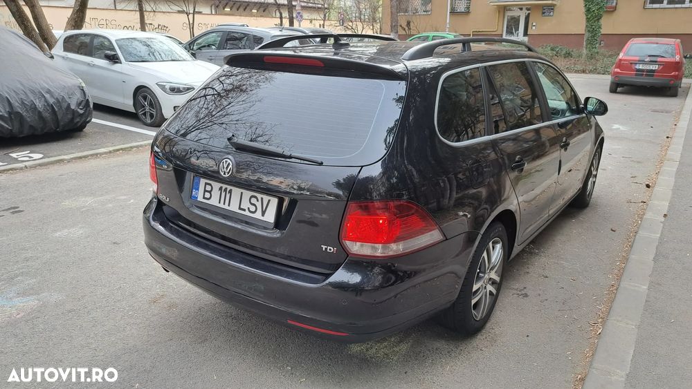 Volkswagen Golf 1.6 TDI DPF DSG Highline - 4