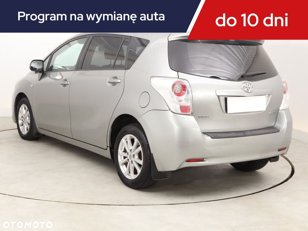Toyota Verso - 6