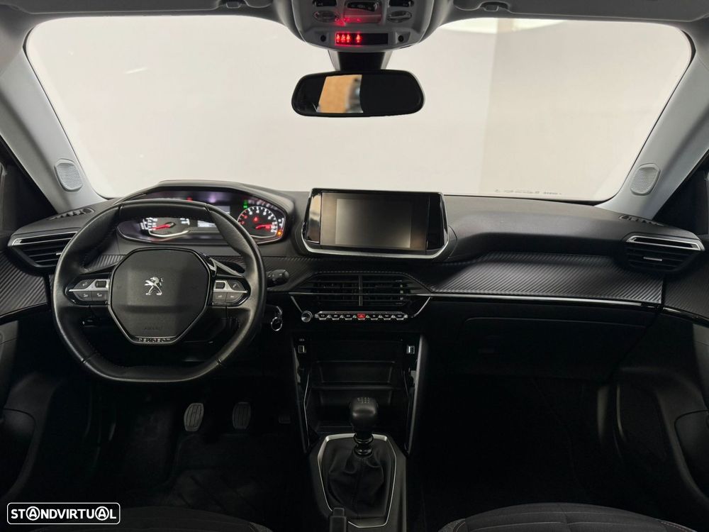 Peugeot 2008 1.2 PureTech Active Pack - 32