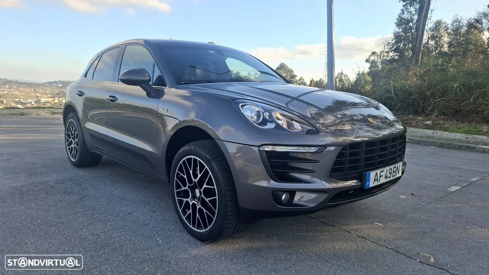 Porsche Macan - 1