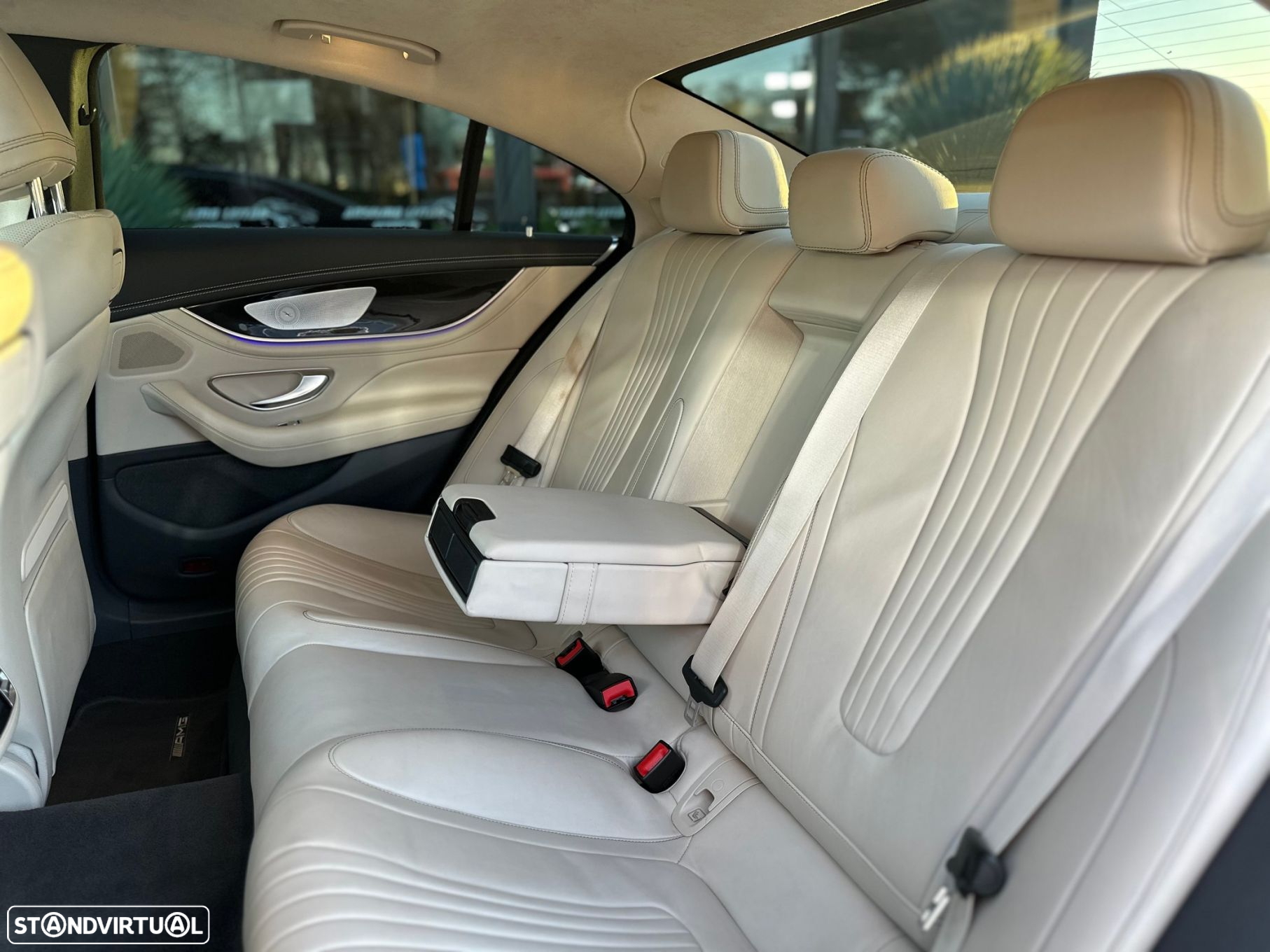 Mercedes-Benz CLS 350 d 4Matic AMG Line - 19