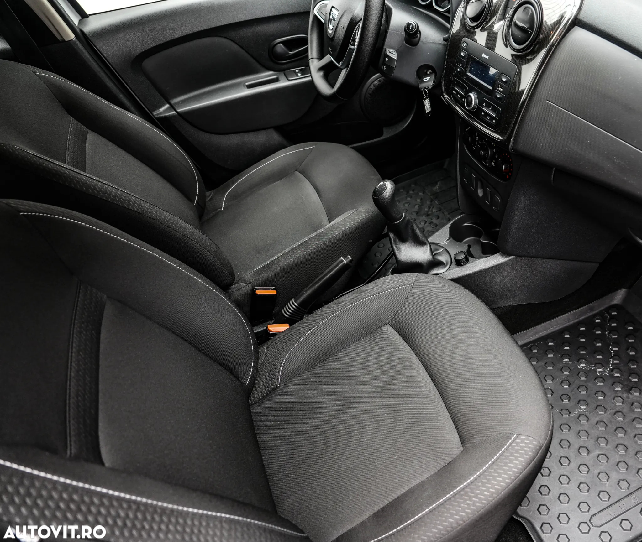 Dacia Logan 0.9 TCe Ambiance - 13