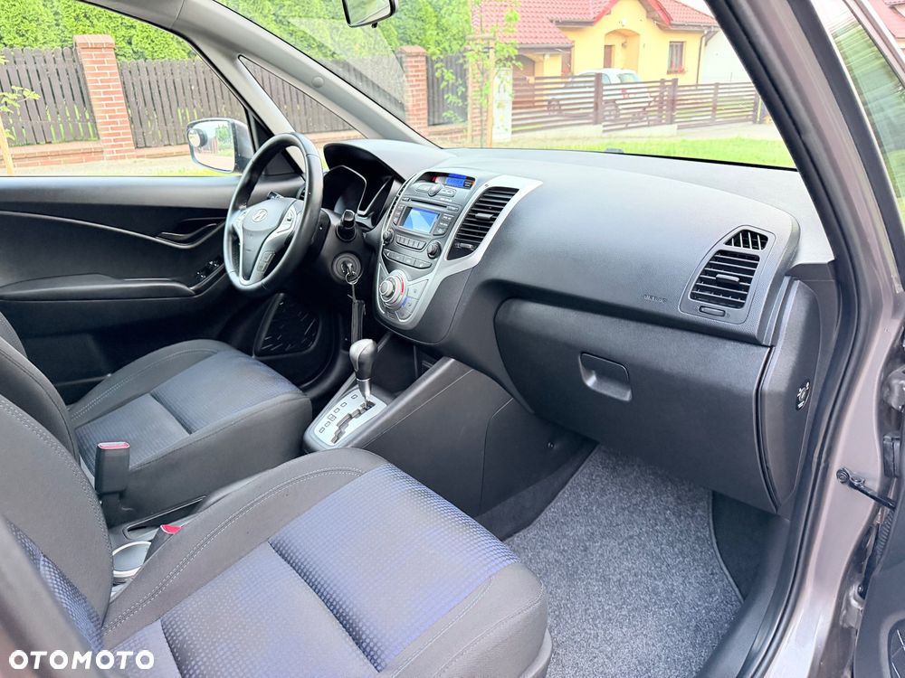 Hyundai ix20 - 24