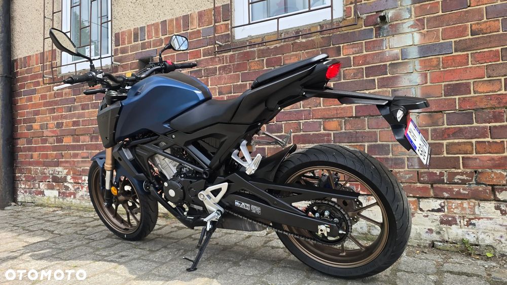Honda CB - 11