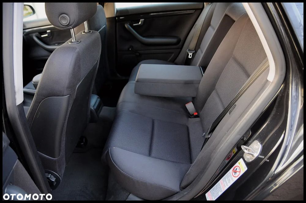 Audi A4 Limousine - 26