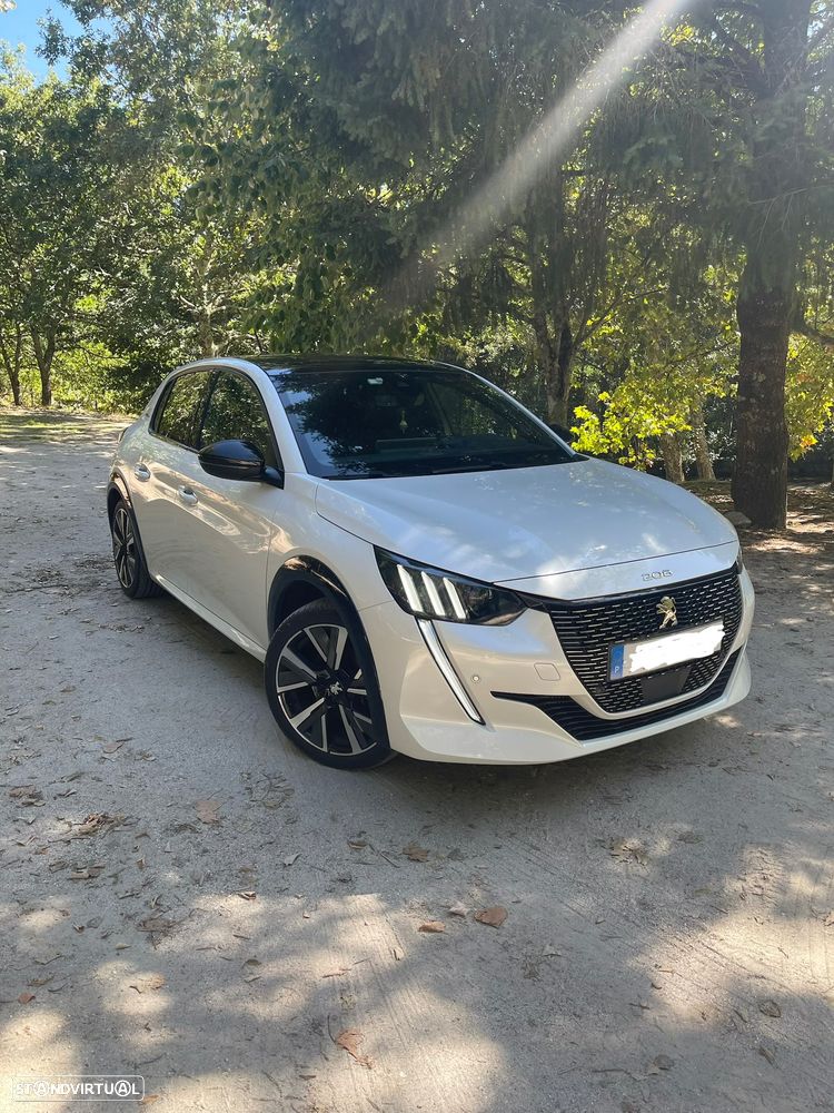 Peugeot 208 1.2 PureTech GT Line - 1