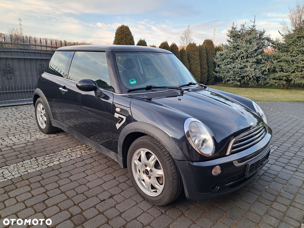 MINI ONE Seven