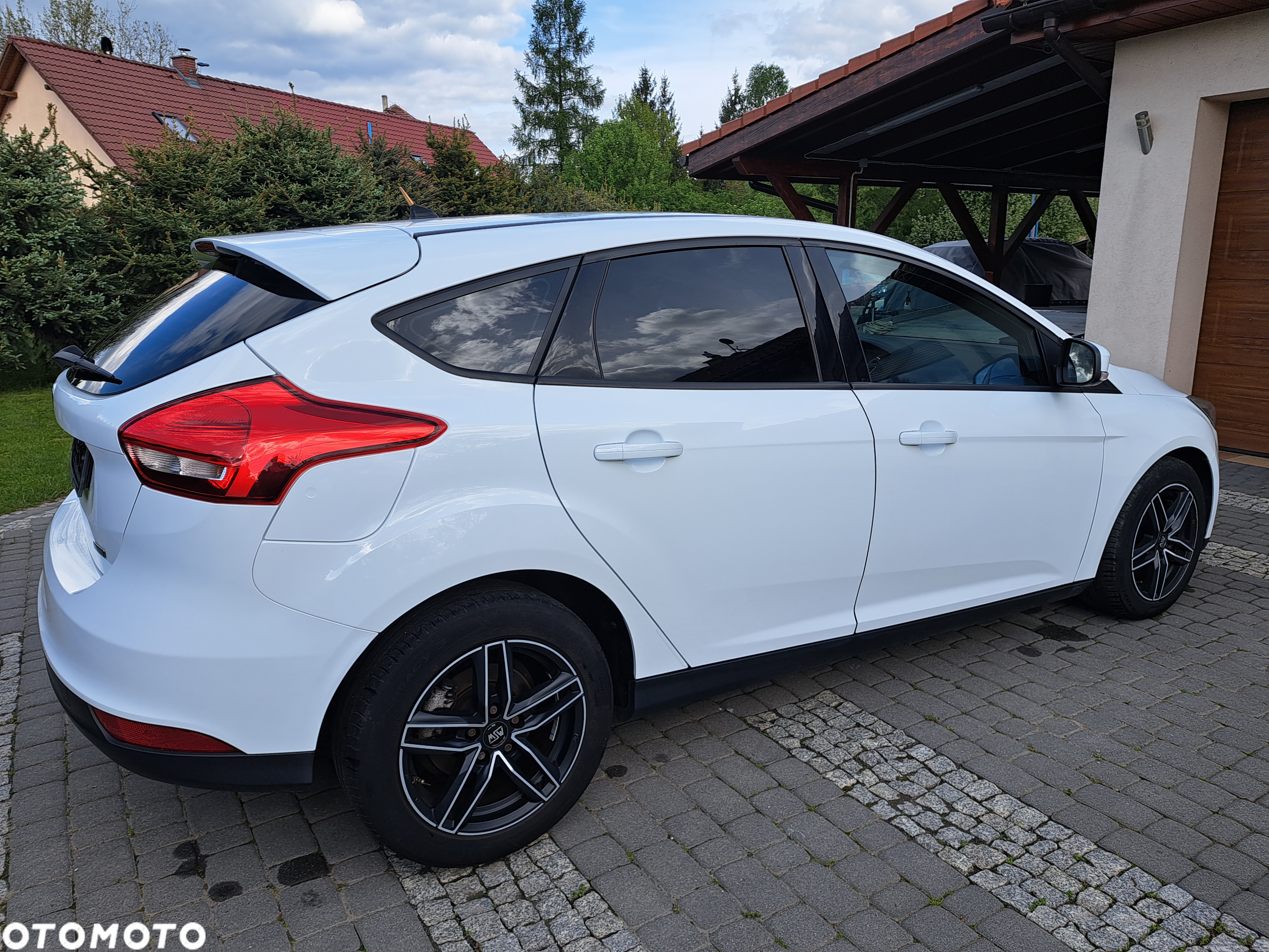 Ford Focus 1.0 EcoBoost Trend - 6