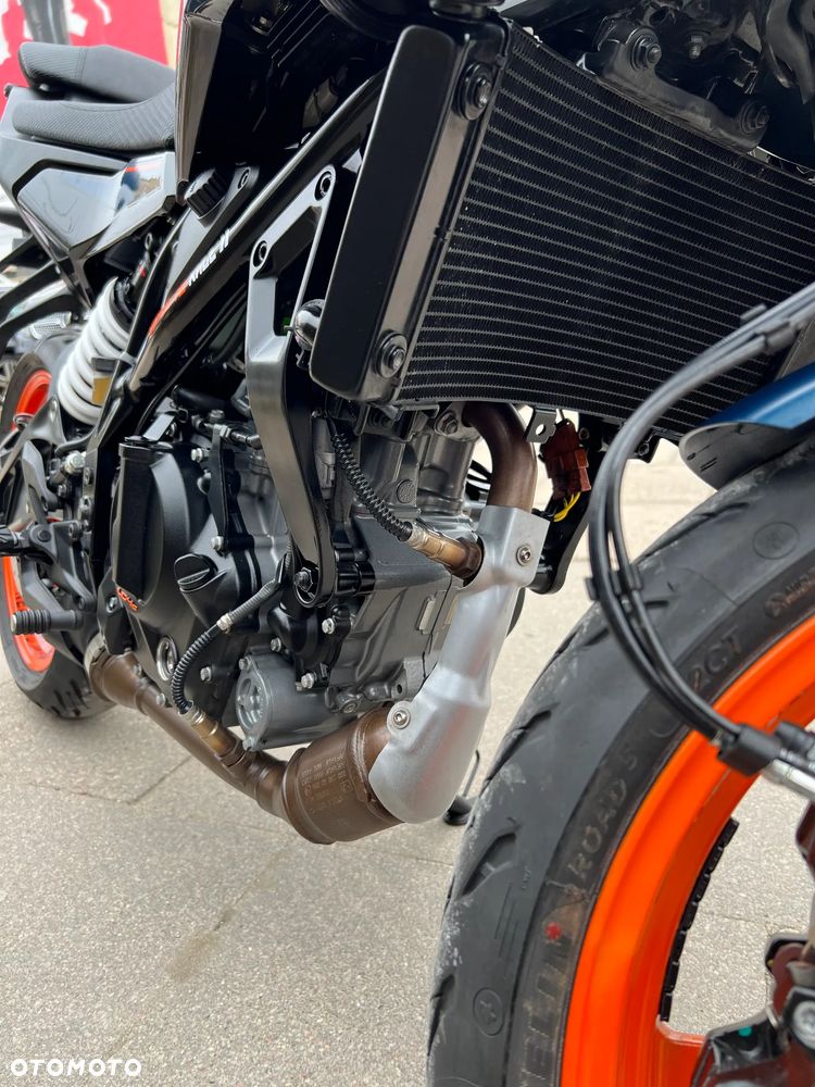 KTM Duke - 18