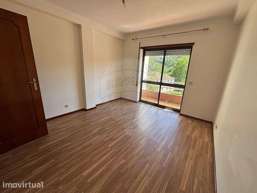 Apartamento T3 para arrendamento - Grande imagem: 5/9