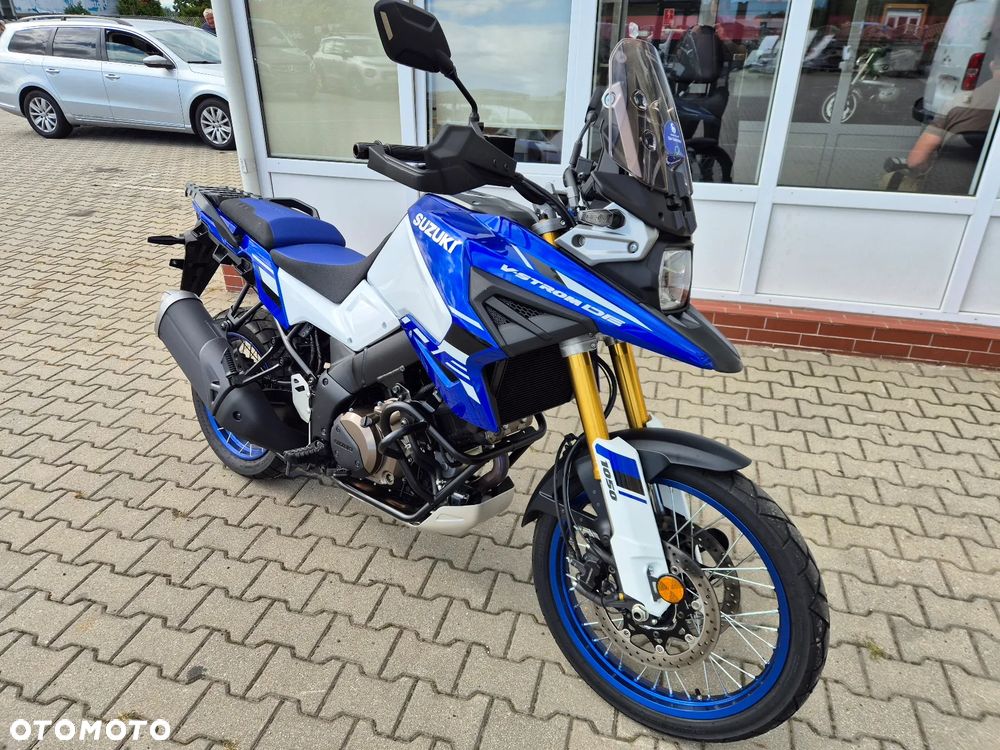 Suzuki V-STROM - 1