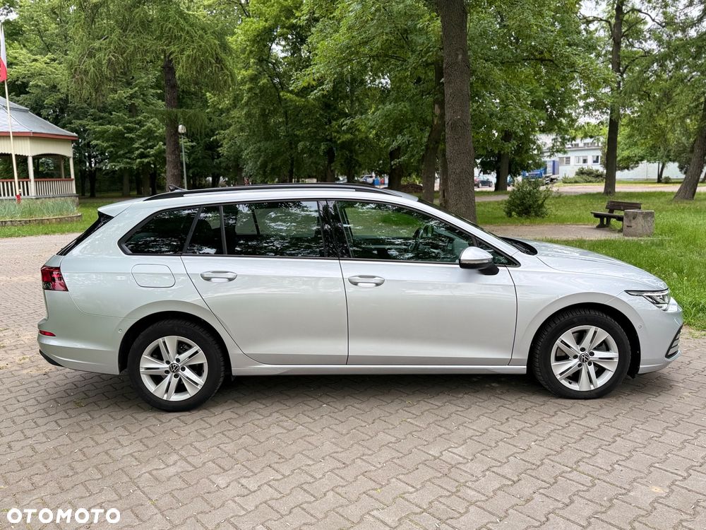 Volkswagen Golf Variant - 9