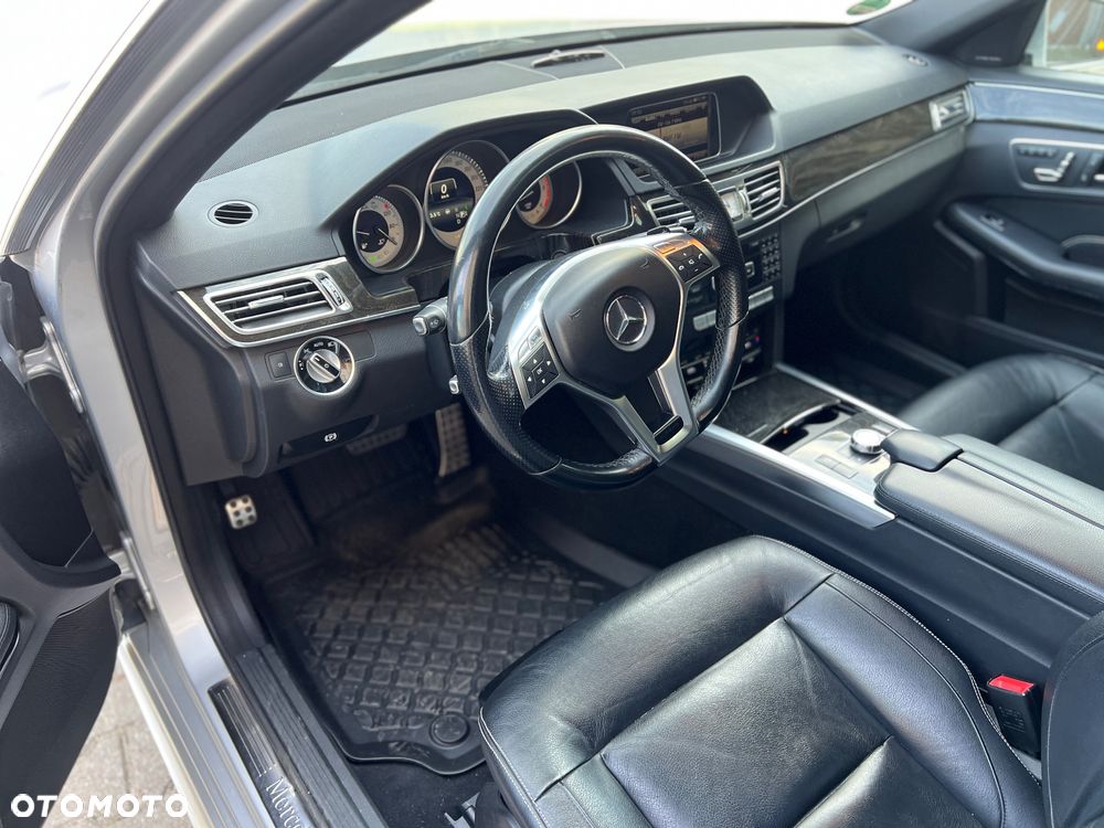Mercedes-Benz Klasa E 300 CDI DPF BlueEFFICIENCY 7G-TRONIC - 7