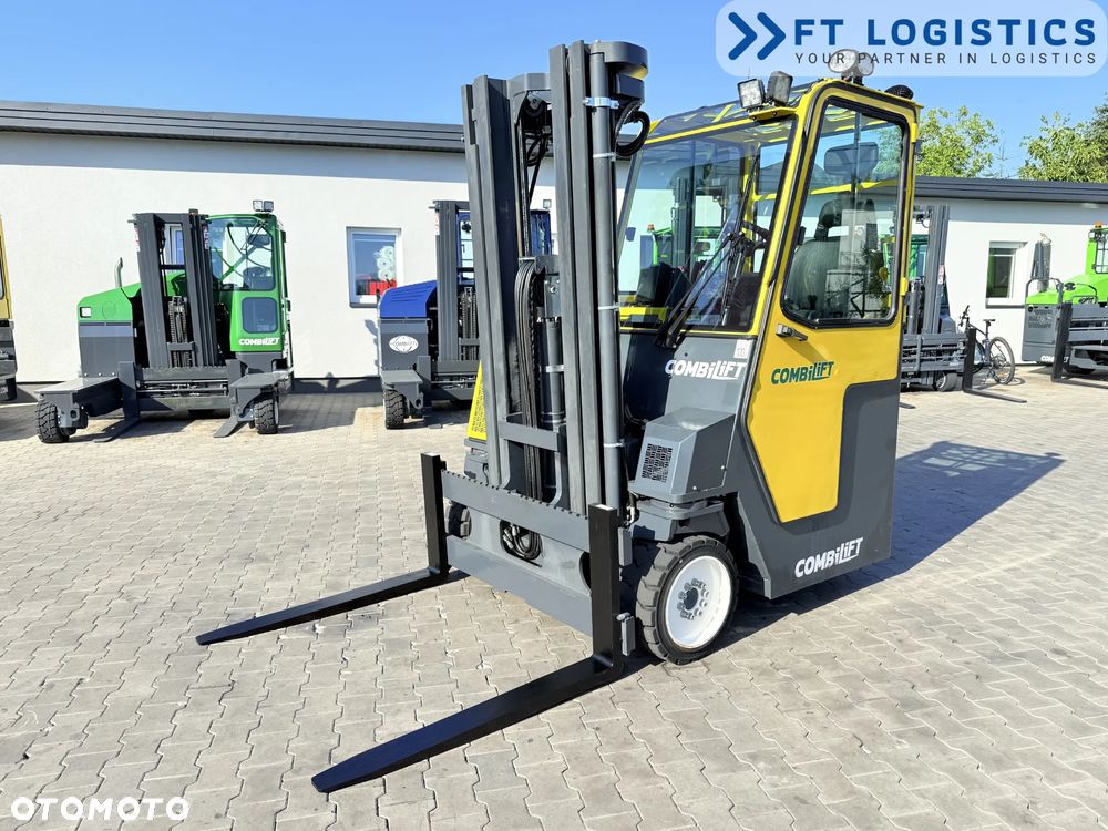 Combilift WÓZEK CZTEROKIERUNKOWY - WIELOKIERUNKOWY | COMBILIFT CB4000 | DIESEL | TRIPLEX 5200MM | POZYCJONER WIDEŁ | WOLNY SKOK | NOWE OPONY | PO SERWISIE | STAN IDEALNY