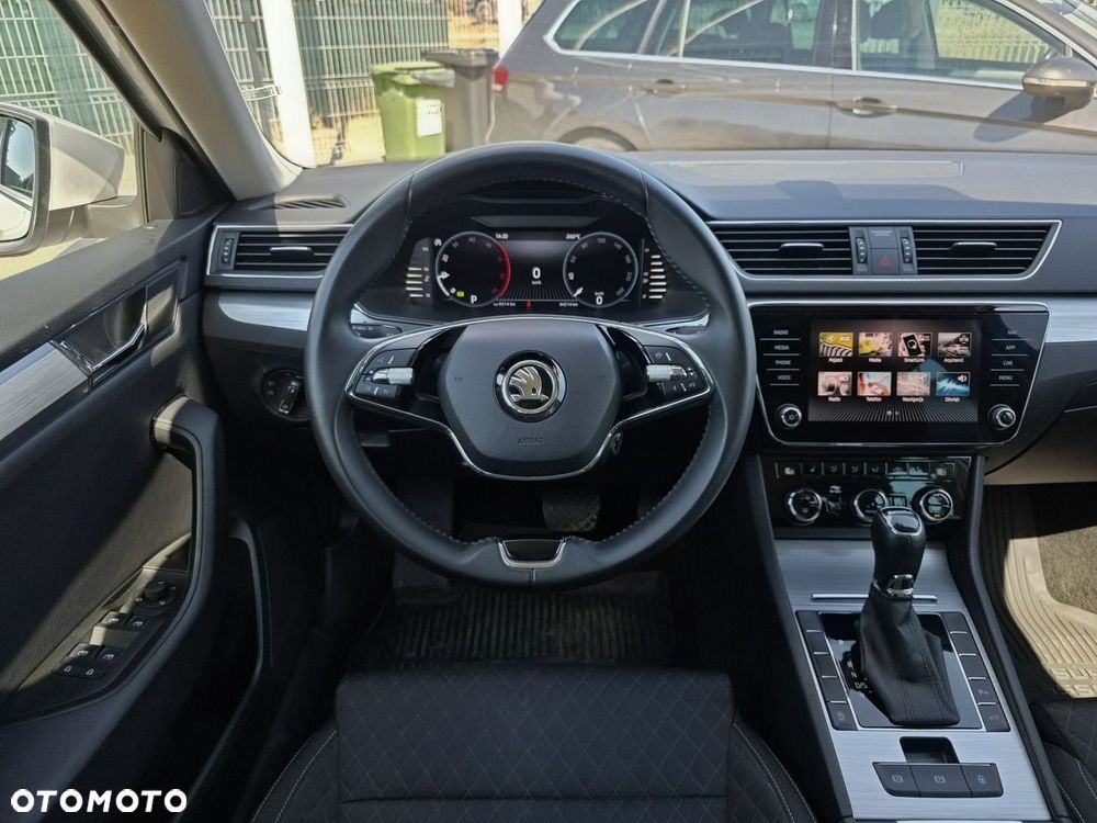 Skoda Superb 2.0 TDI Ambition DSG7 - 5