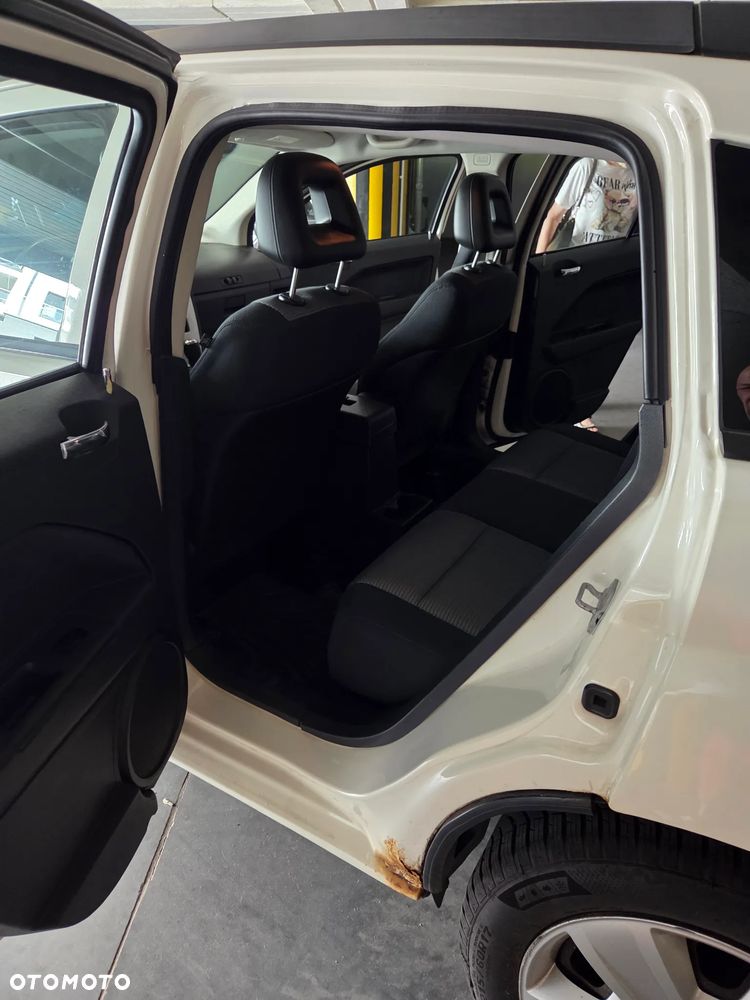 Dodge Caliber 1.8 S - 9