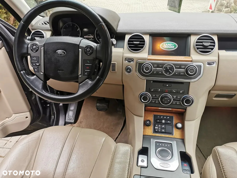 Land Rover Discovery IV 3.0 V6 SC HSE - 8