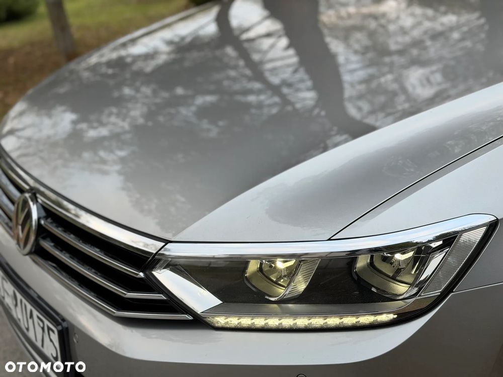 Volkswagen Passat 1.6 TDI BMT Comfortline - 32