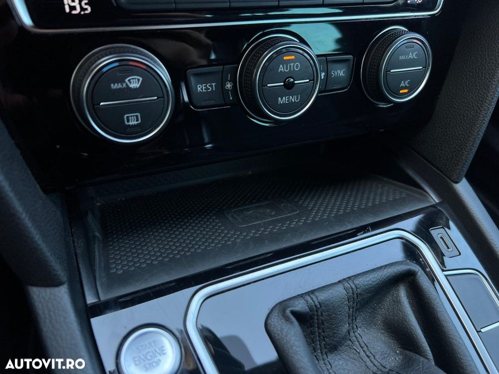 Volkswagen Passat - 18