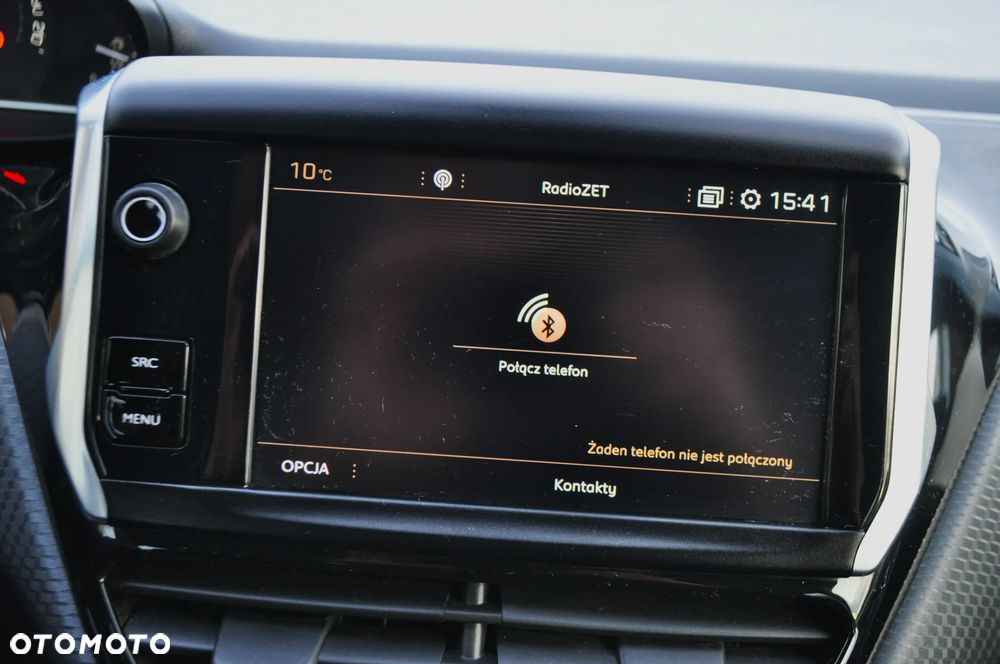 Peugeot 2008 1.2 Pure Tech Style S&S - 22