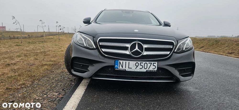 Mercedes-Benz Klasa E 220 d 9G-TRONIC - 19